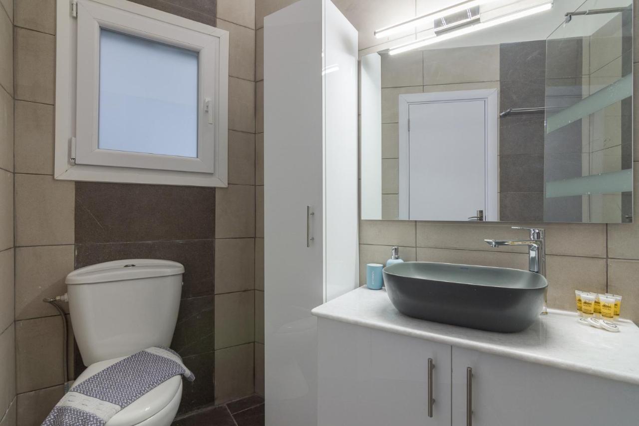 Cozy Apartment In Pangrati Area! Атина Екстериор снимка