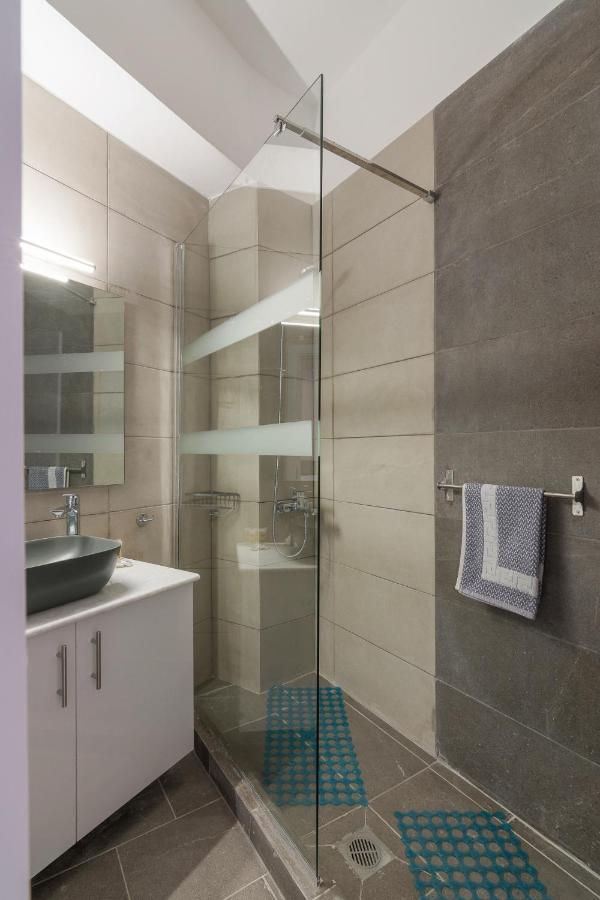 Cozy Apartment In Pangrati Area! Атина Екстериор снимка