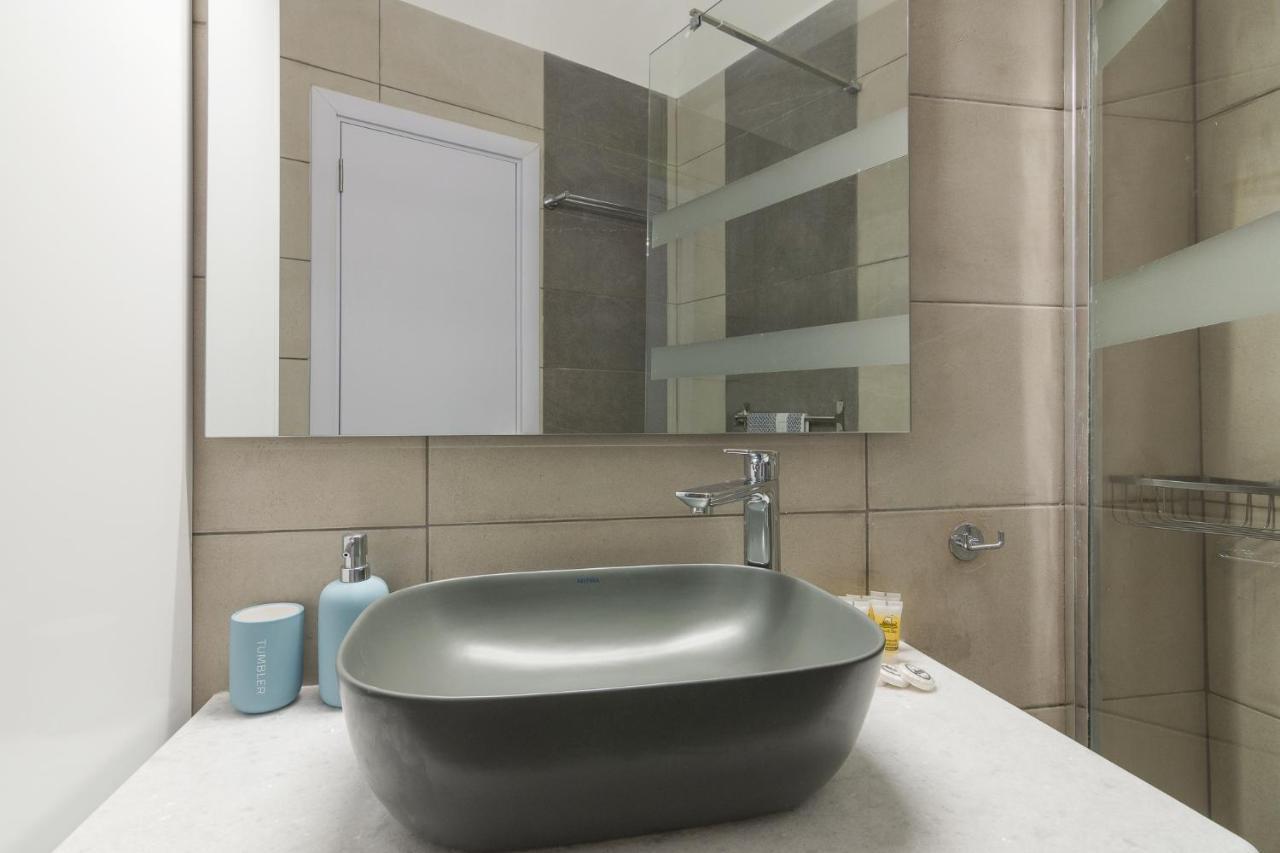 Cozy Apartment In Pangrati Area! Атина Екстериор снимка